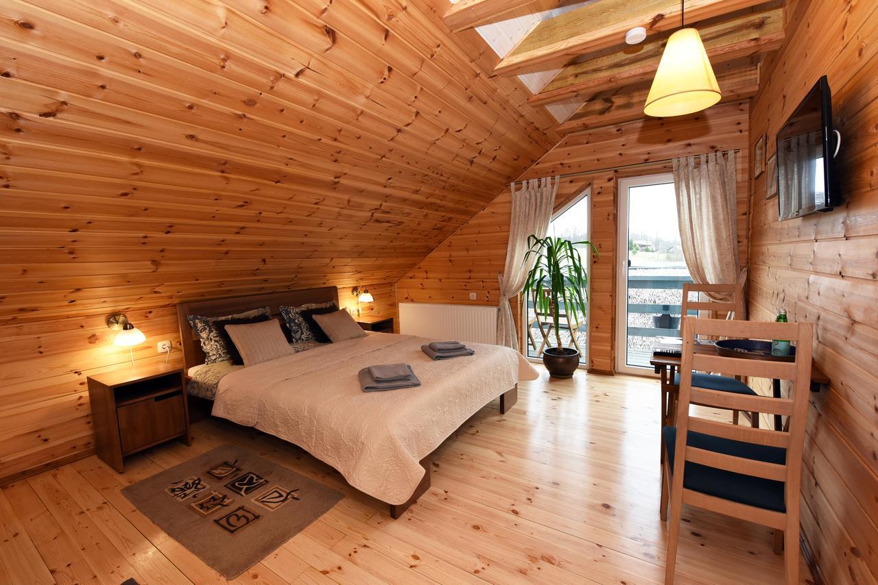 Zuvienes Pasiure Bed & Breakfast Rubikiai Exterior photo